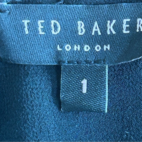 Ted Baker Dress Women’s Size 1 (US 4) Black Pleated Sheath Crystal Button Back - Picture 5 of 8
